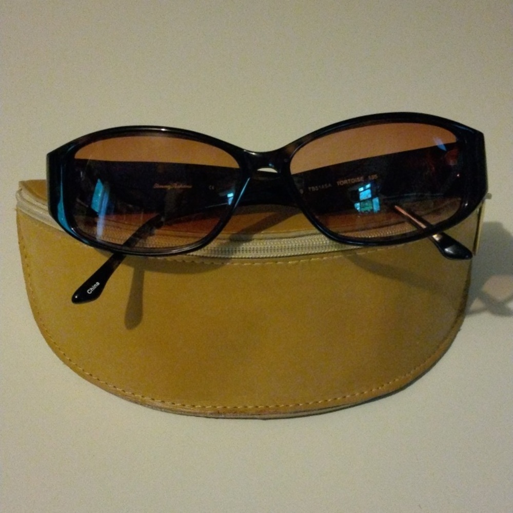 Tommy Bahama Sunglasses